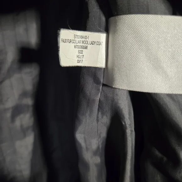 Banana Republic Wool Blend Peacoat – Black – Size Medium - Picture 10 of 10